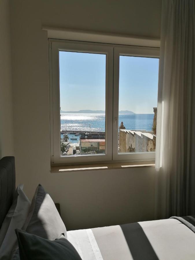 Napoli D'Amare B&B エクステリア 写真