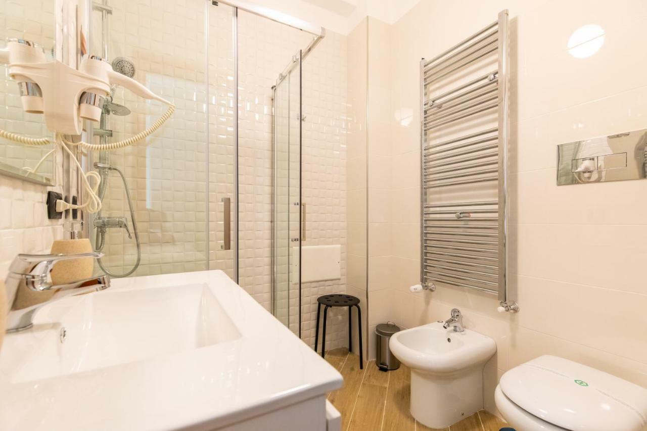 Napoli D'Amare B&B エクステリア 写真